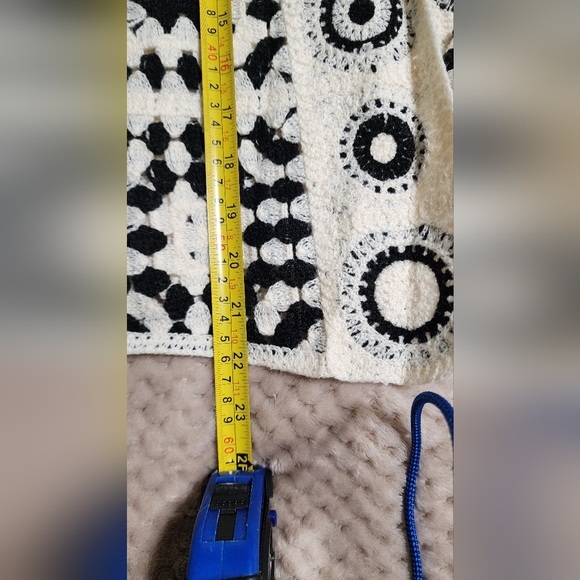 Soft Black/Cream Geometric Cardigan Sweater - Picture 3 of 7